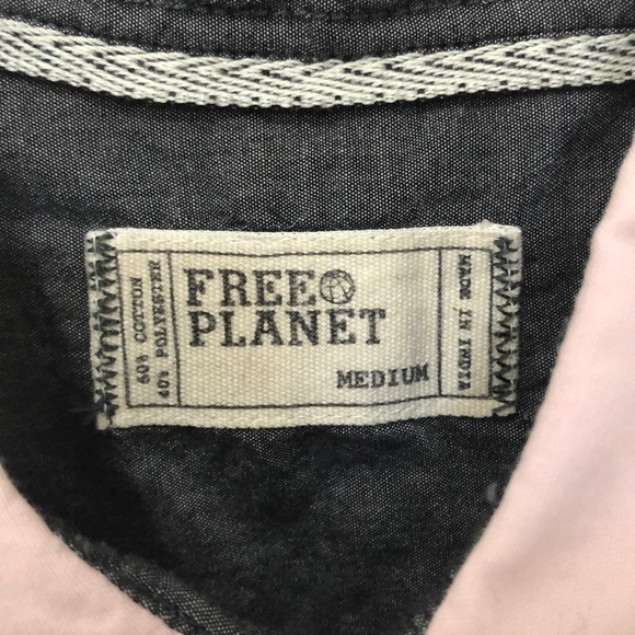 Rose patterned button down - Picture 3 of 3